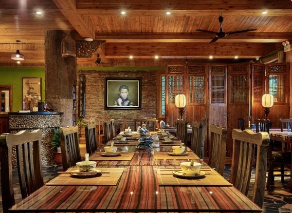 Best Yangshuo bars - Yangshuo Mountain Retreat - Yulong River Yangshuo China