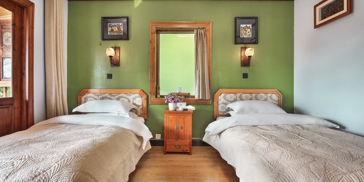 Yangshuo Mountain Retreat Yulong River view twin rooms - a favorite among Yangshuo hotels.