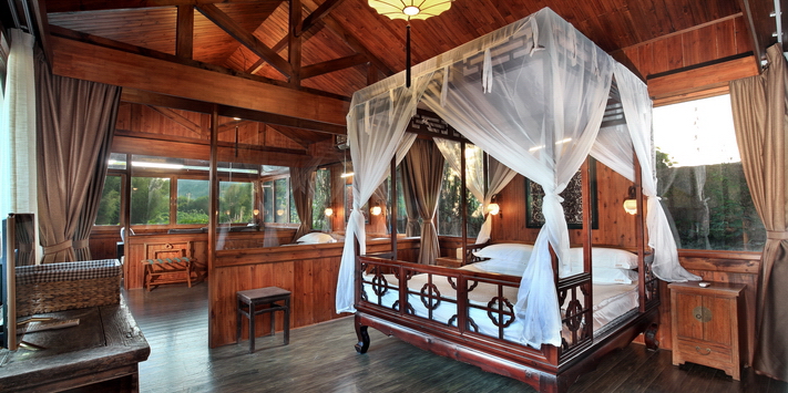 This is the largest room at Mountain Retreat , two bathrooms, seating on the terrace for up to 8 people and spectacular views, all in a separate private building.
