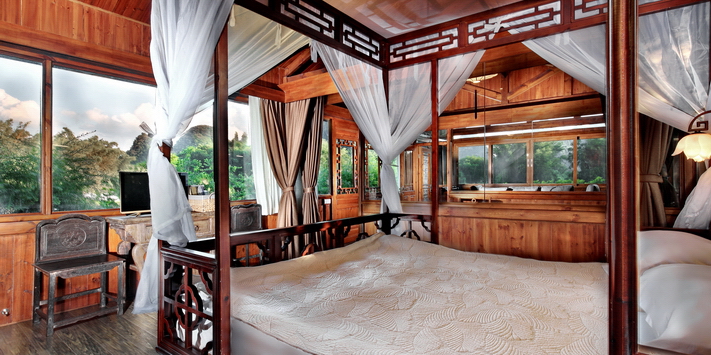 This is the largest room at Mountain Retreat , two bathrooms, seating on the terrace for up to 8 people and spectacular views, all in a separate private building.